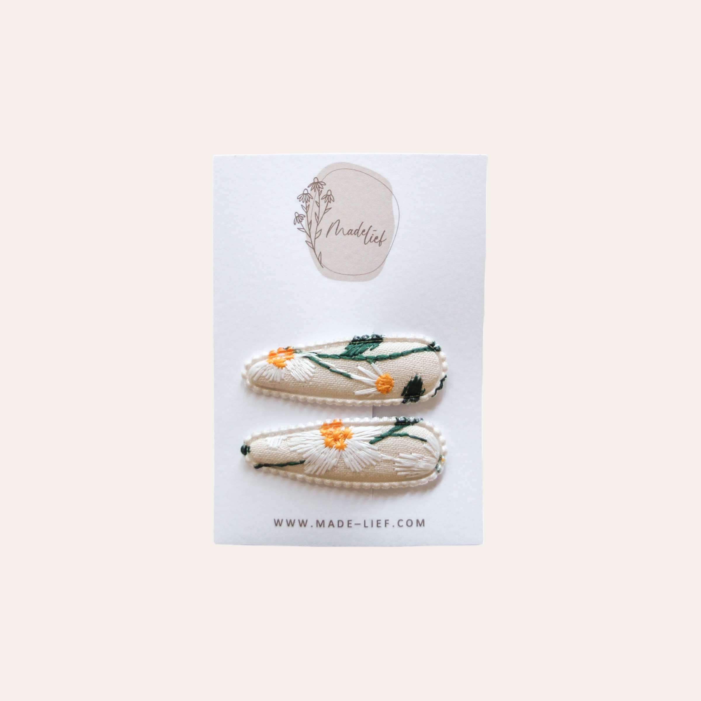 Embroidery - Daisy